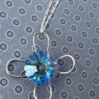 Silver & Swarovski crystal flower pendant - Image 3